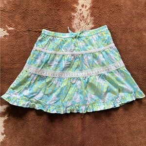 Lilly Pulitzer kids skirt 
size 16 
100% cotton lining
